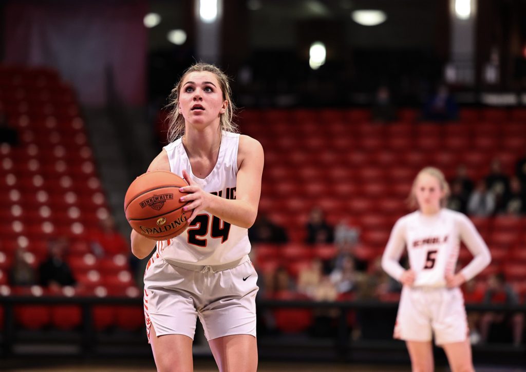 Bekemeier Sets FT Record in Losing Cause
