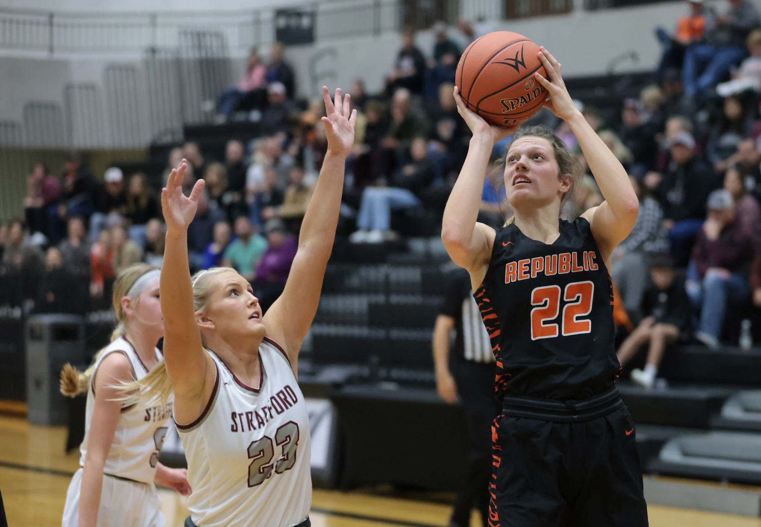 Supporting Cast Steps Up in Season-Opening Win