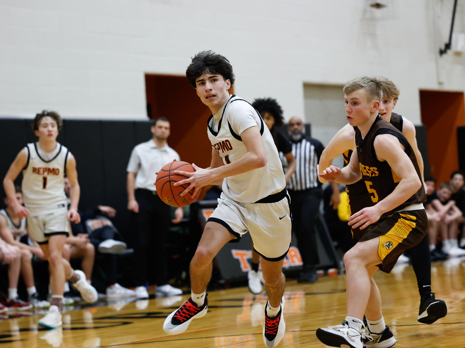 Photos: Freshman Boys Basketball vs Kickapoo