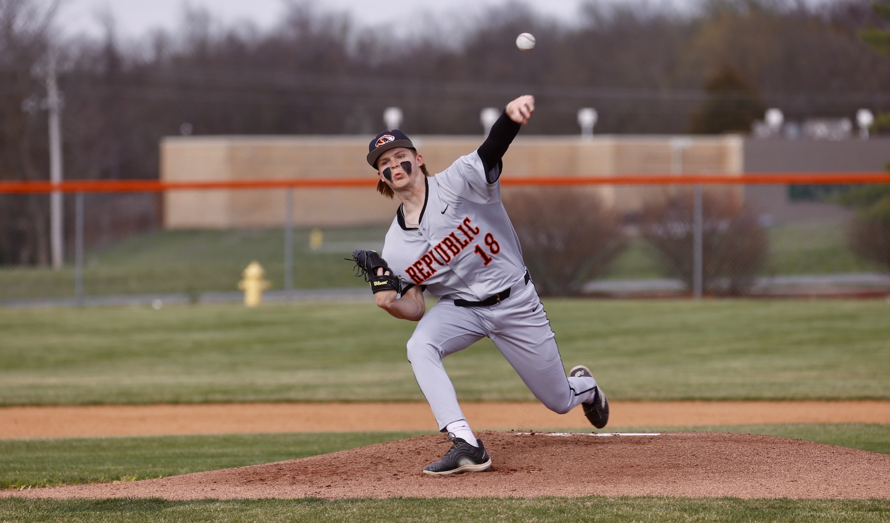 Ellison Fans Nine as Tigers Cruise Past ‘Cats