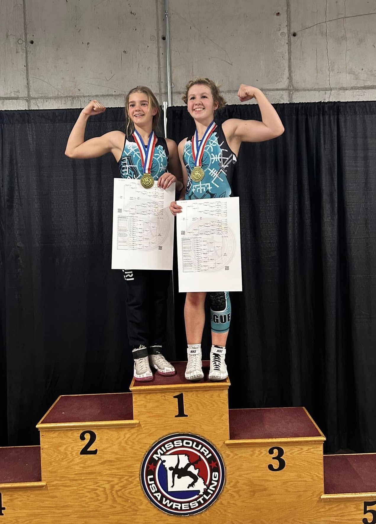 Two Republic Middle School Wrestlers Take Gold at Missouri Nationals