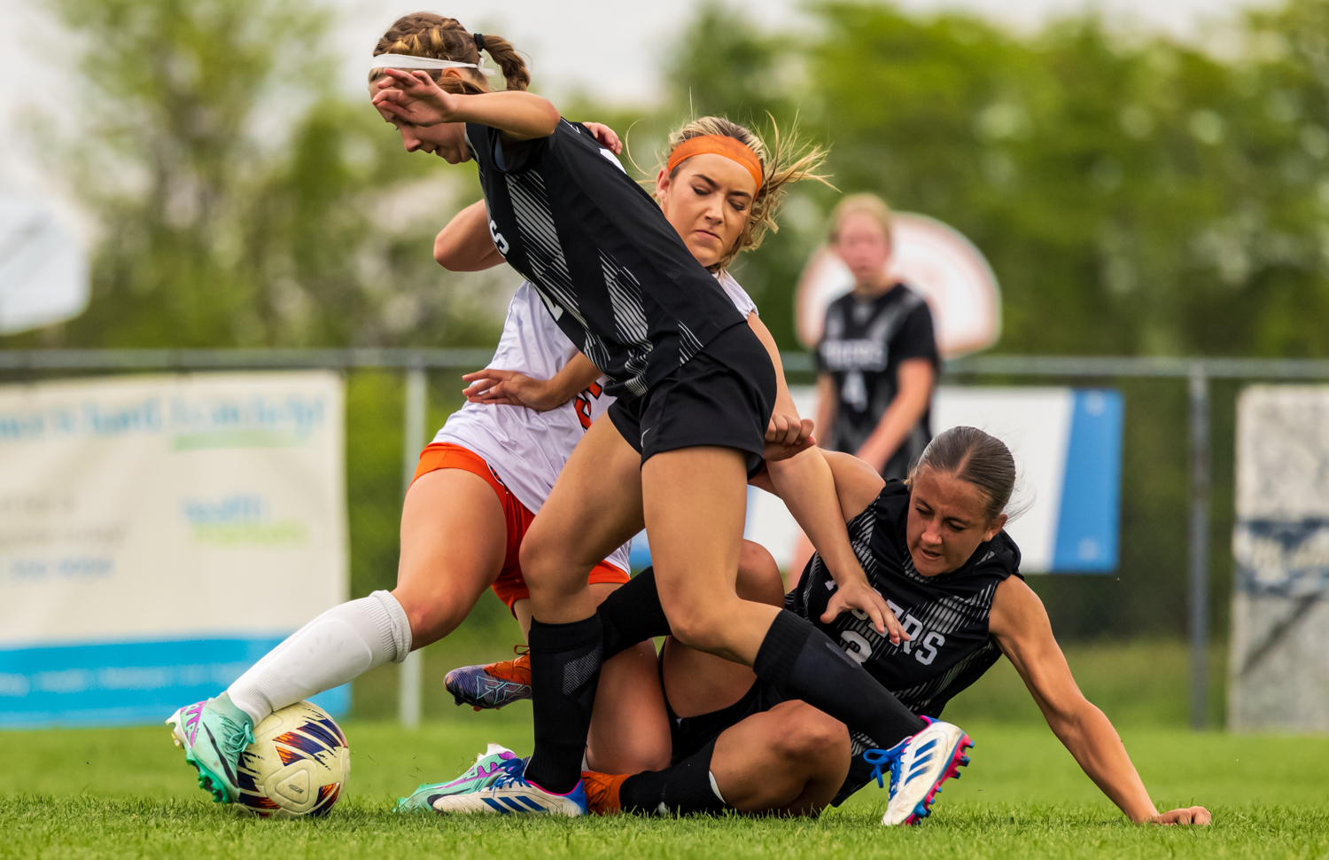 Republic Falls in Battle of COC West Unbeatens