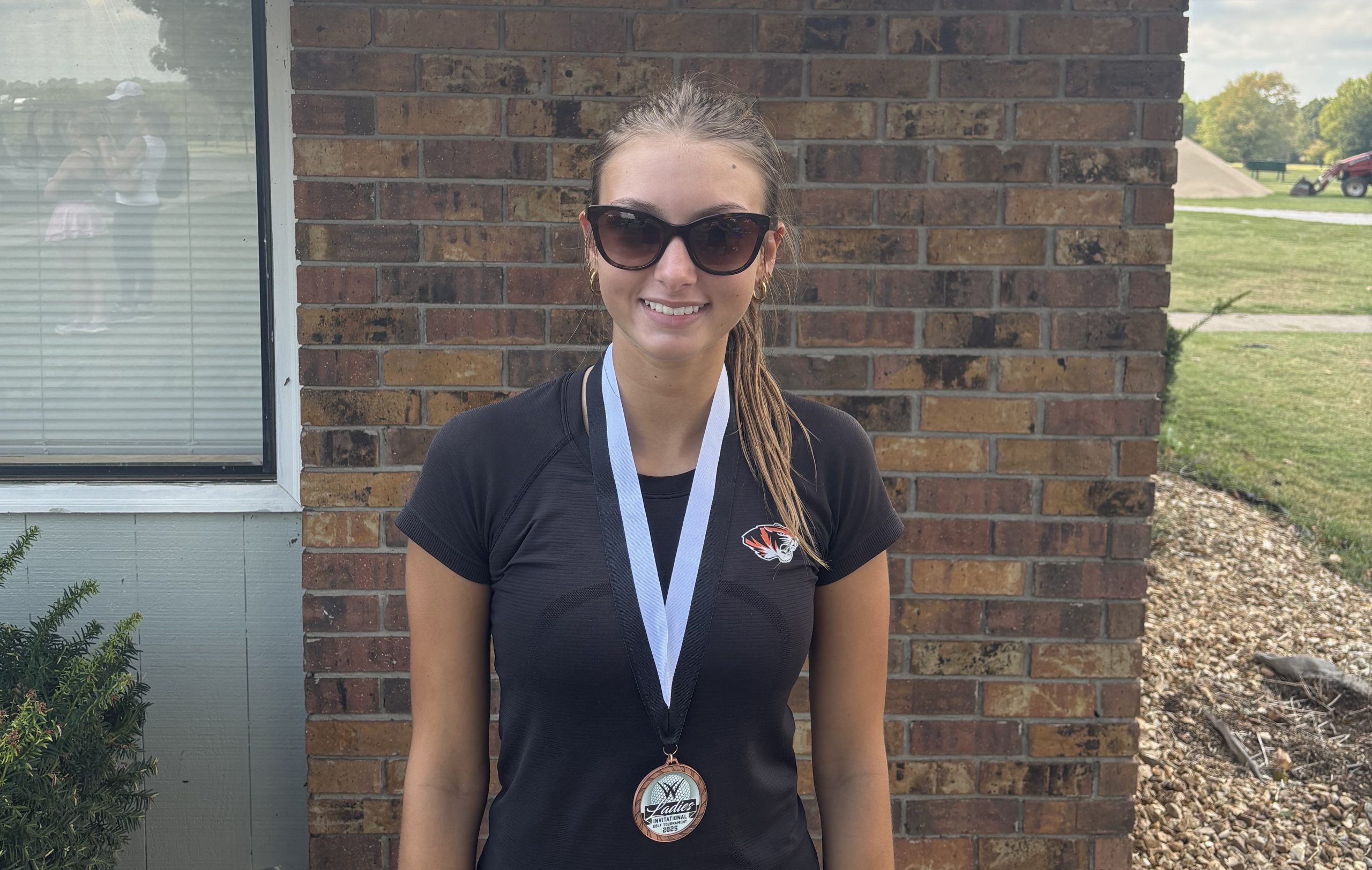 Smith Medals at Willard Tourney