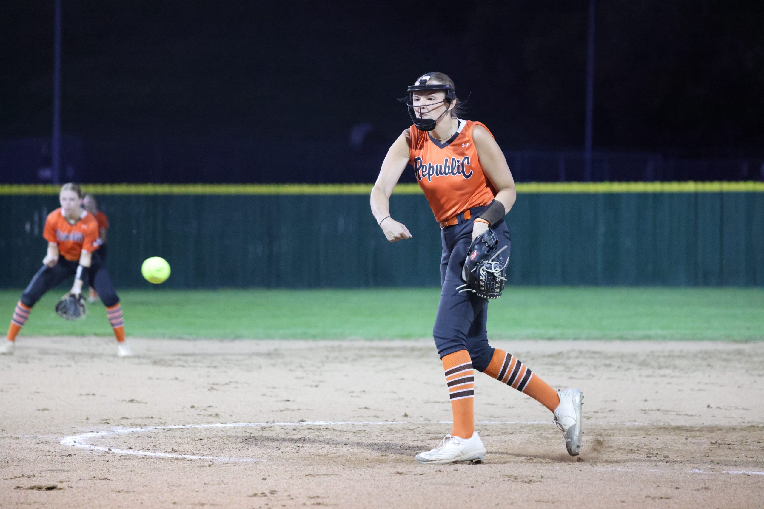 Republic Roars Past Nixa, One Win from District Crown