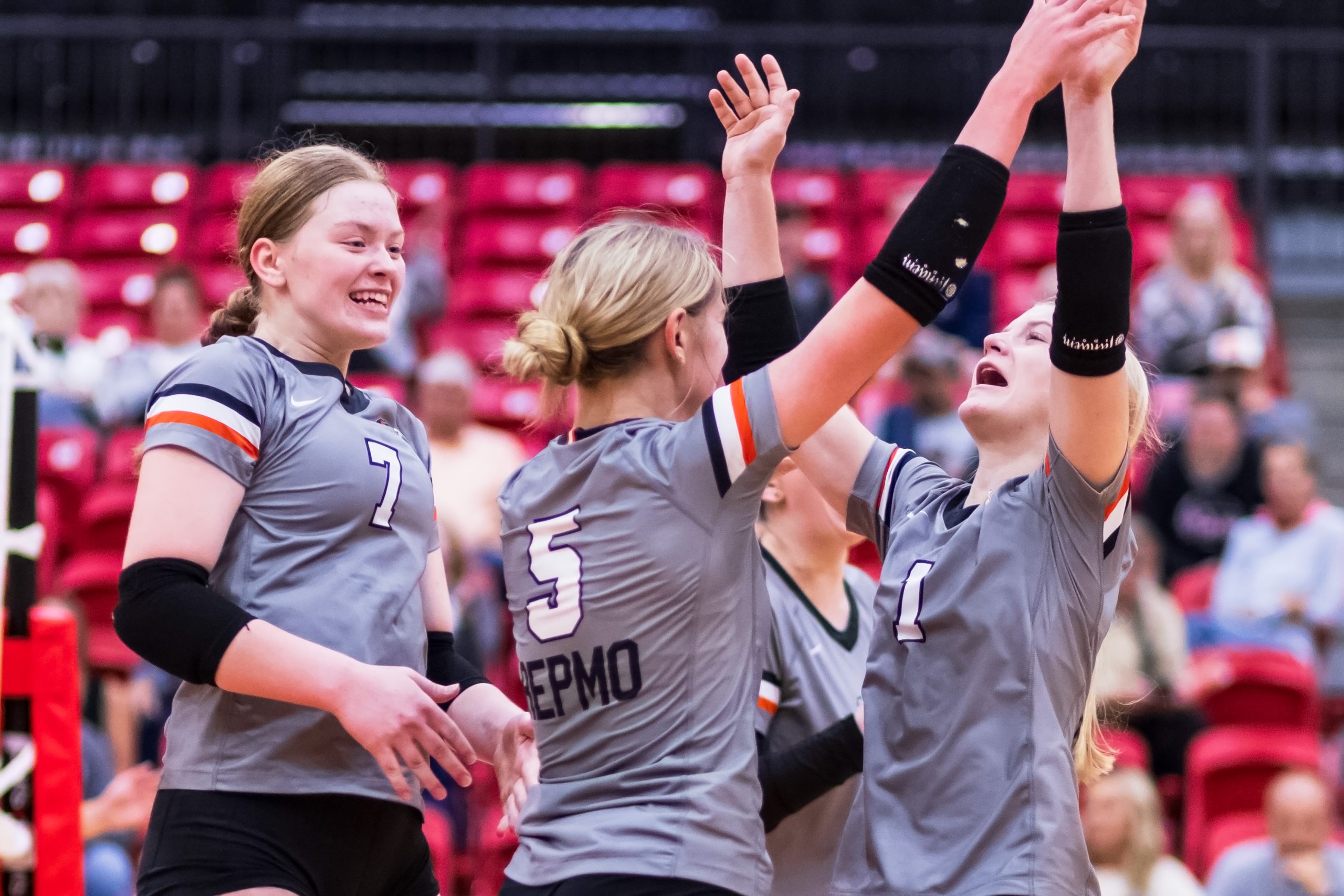 Lady Tigers Erase Mistakes, Sweep Carthage in District Opener