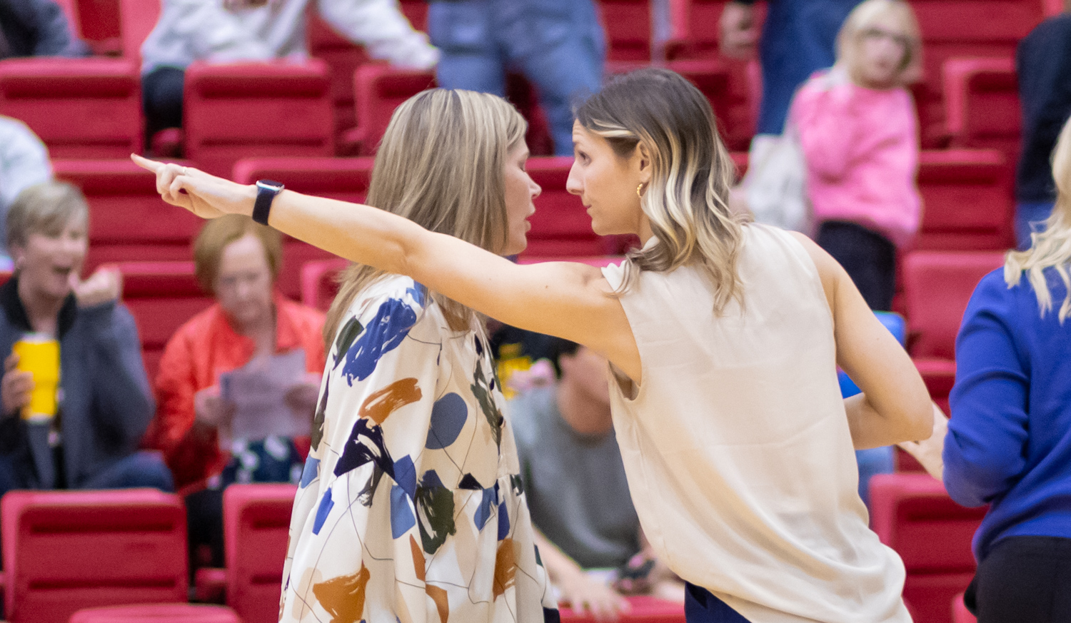 Photos: District Volleyball vs Carthage