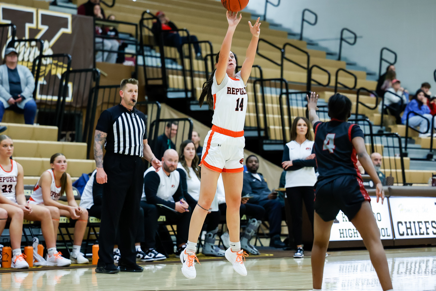 Lady Tigers Open with Knockout Punch to Top Jeff City