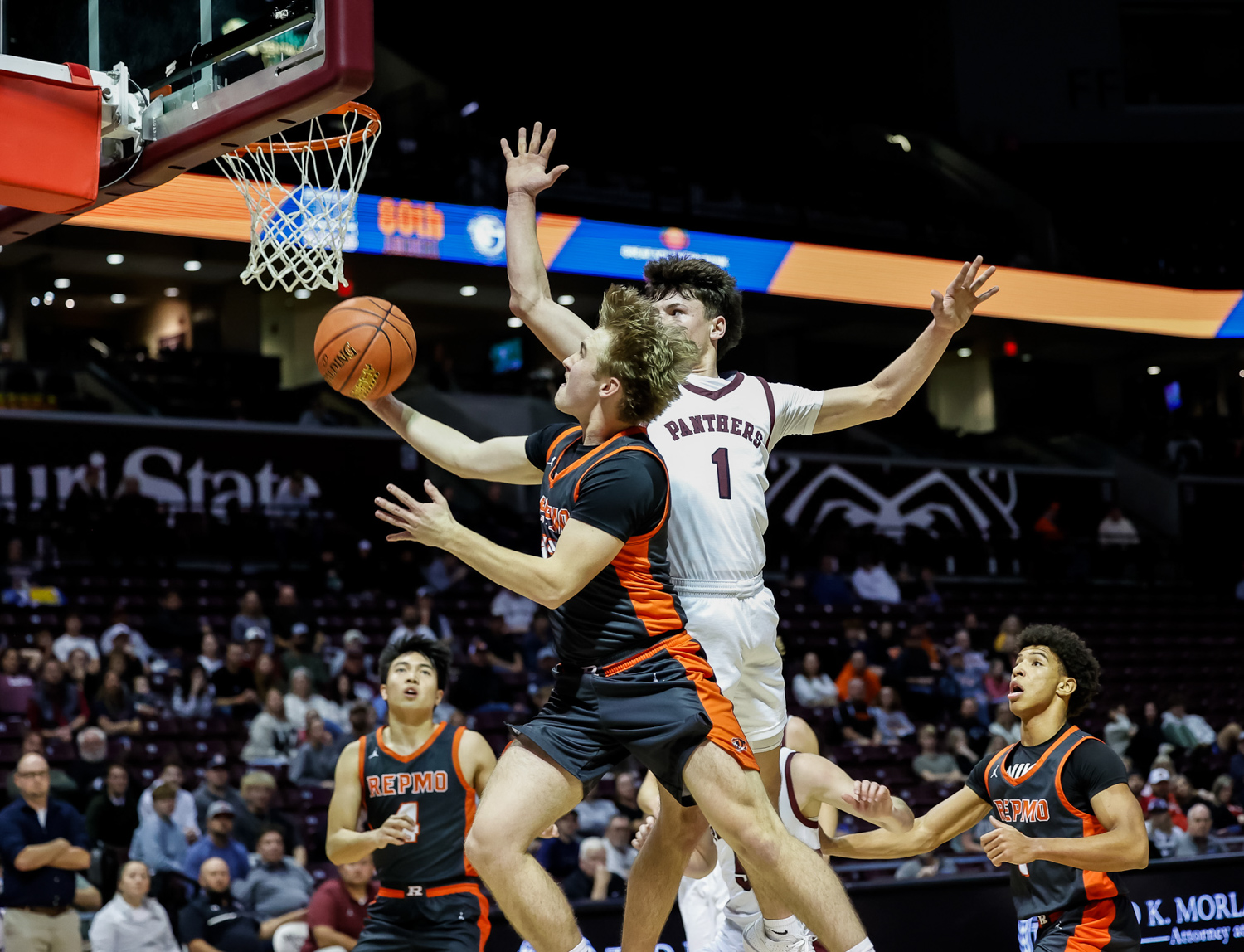 Photos: Varsity Boys Basketball vs Mountain Grove