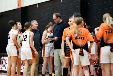 RMS: 8th Grade Lady Tigers Roll Past Lebanon