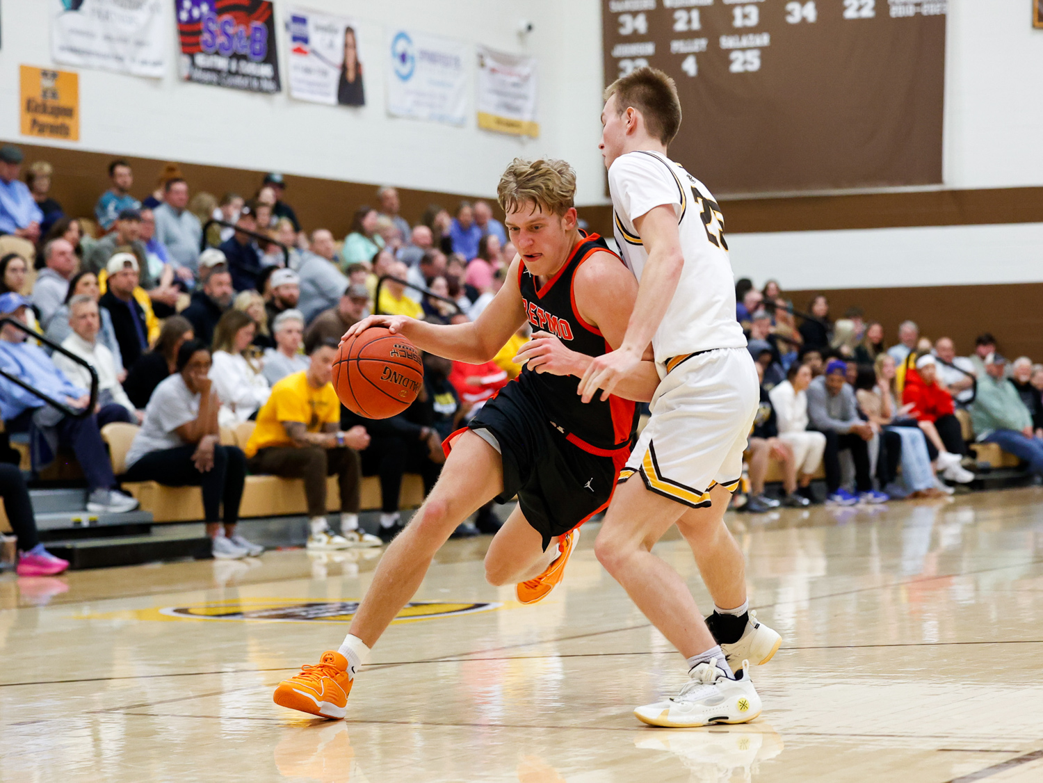 Photos: Varsity Boys Basketball vs Kickapoo
