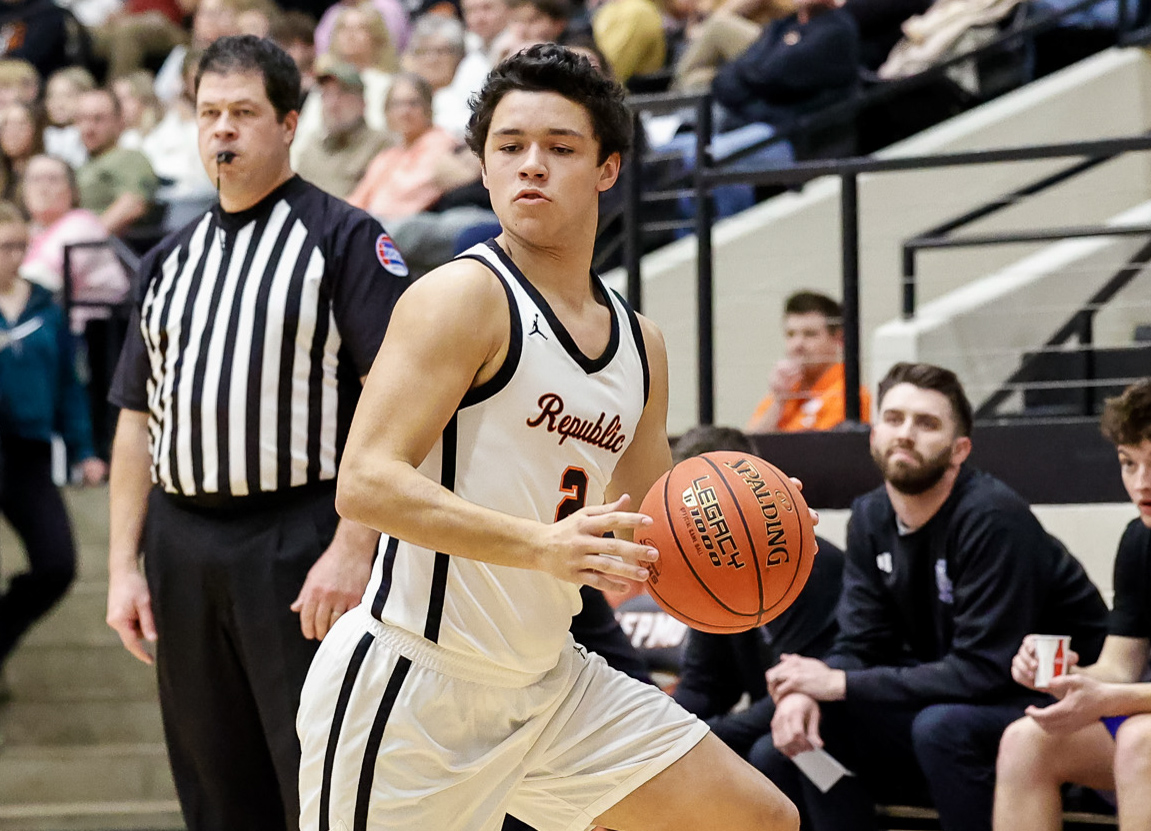 Repmo D Tightens the Screws on Willard to Avenge Blue & Gold Loss