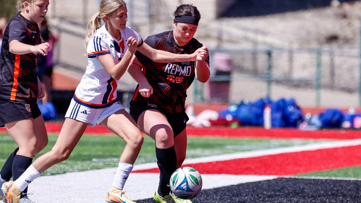 Defense, Wistrom Goal Carry Republic to 1-0 Win