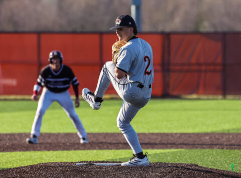 Perkins, Thomas Help Tigers Salvage Saturday Split