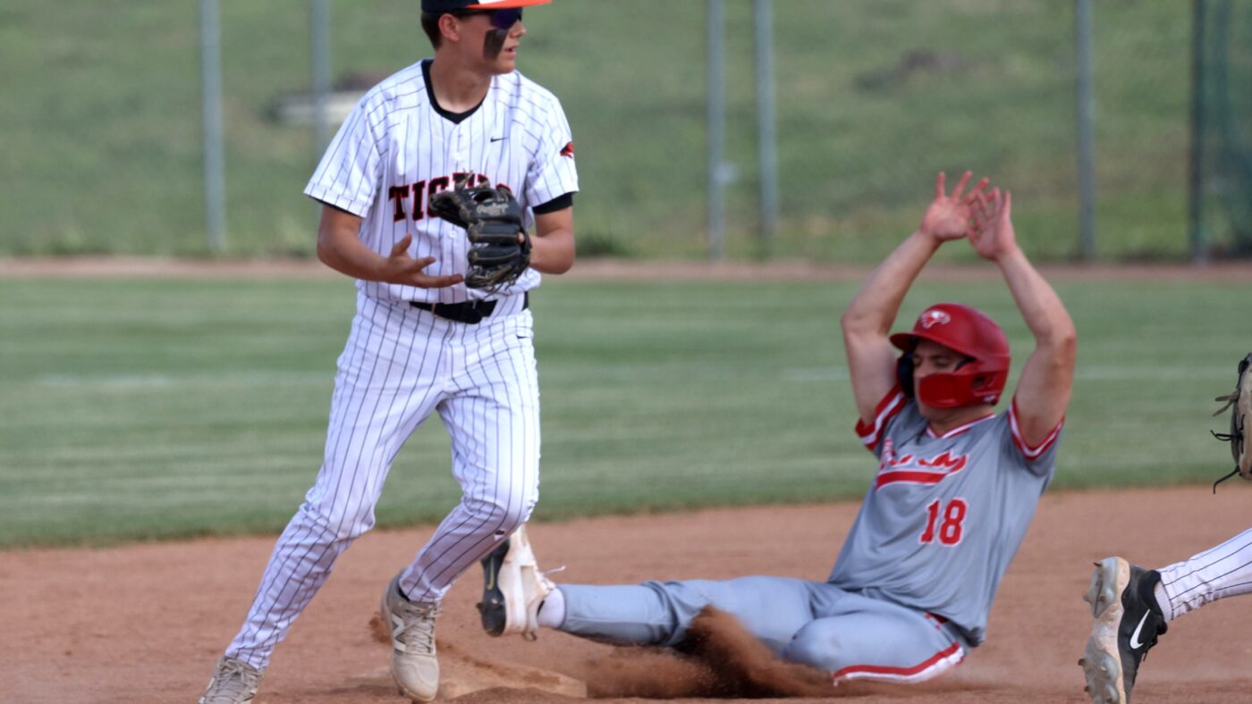 Nixa Comes from Behind to Beat Tigers