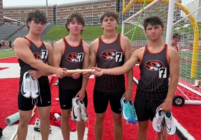 Boys 4×100 Record Headlines Christian County Relays