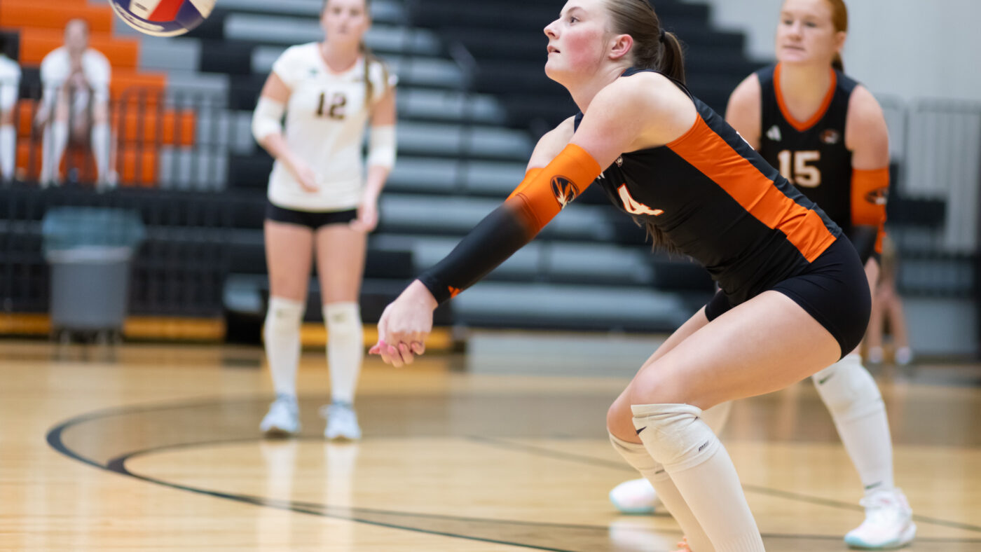 Photos: JV Volleyball vs Central