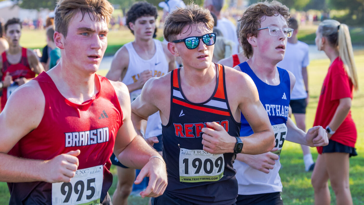Riffe, Johns Lead Republic Runners at Lebanon Invitational